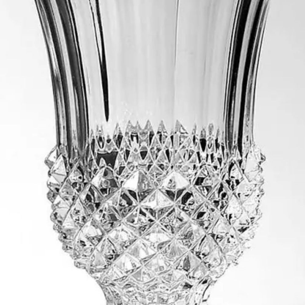 Elegant Crystal Vase